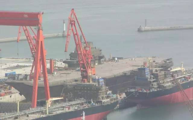 两会重磅消息:人民海军扩大编制 航母先行!