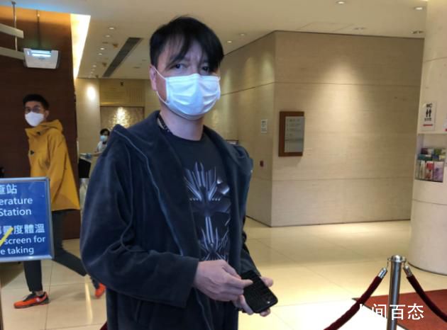 好友证实吴孟达已插上呼吸机 好友艾威第一时间到医院探访
