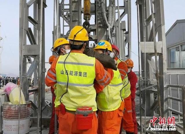 专家解读金矿事故救援通道突然打通 至此已有7人成功升井