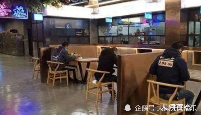 韩国:禁止5人及以上规模人员聚餐 违反该措施的餐厅将被处以300万韩元