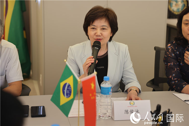 ʡϯ¿Ӿ̸´ǡ  ʱԪ