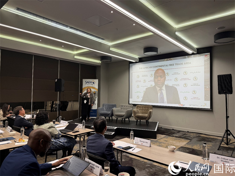 ͼΪ���ֻ��ֳ������������� ����Ȼ��