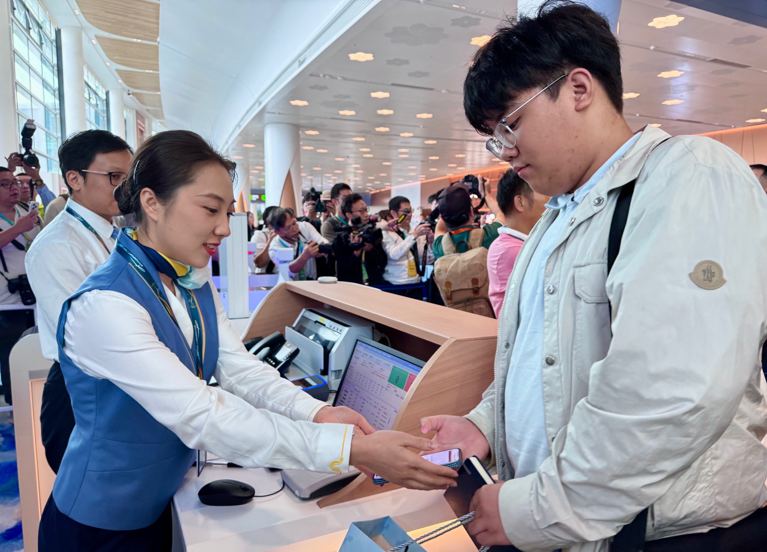 1030գݰƹʻT3վ¥ʽͶˣ׺ÿͼƱǻ 