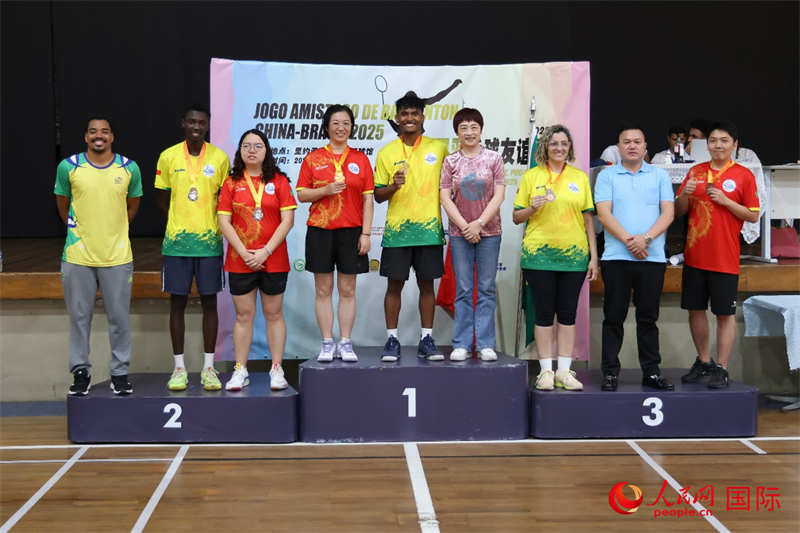 佱αΪ˫ǰ䷢ơʵϰ 