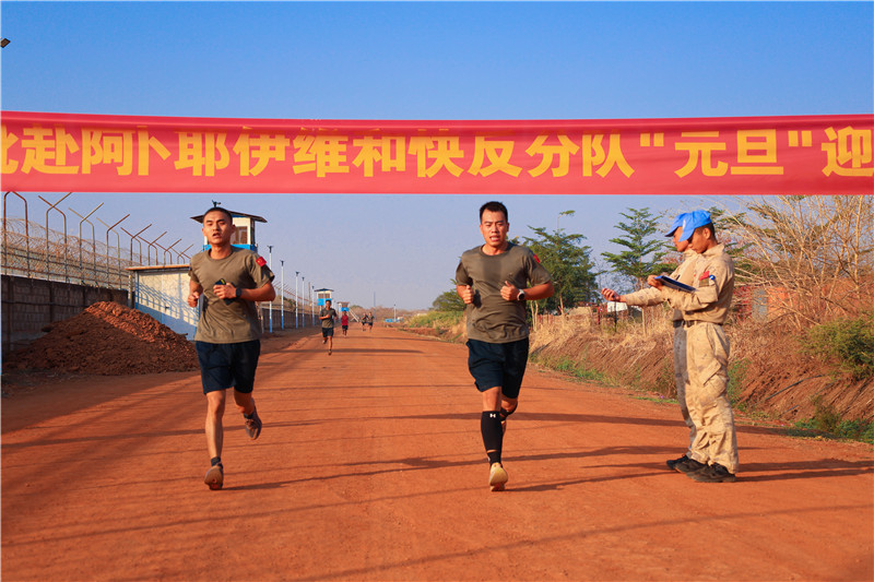 1.������Ա�������� ��������