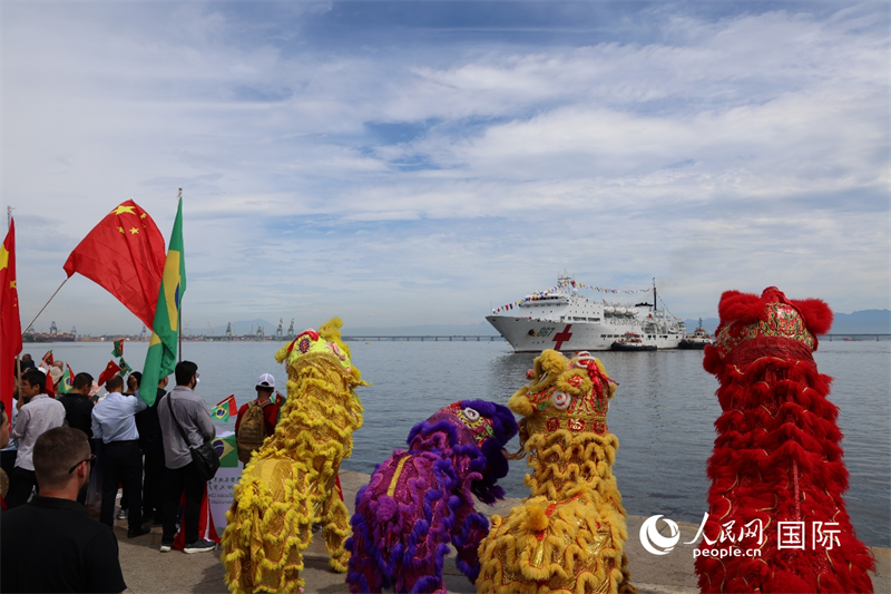 ����ʱ��1��8�����磬��˿·���ۡ���ҽԺ���ִ������Լ����¬��������ʵϰ�� ��������