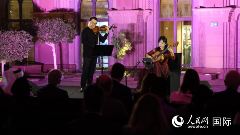 ���ֻ��ϣ��й������������������⾭����Ŀ��������������־����