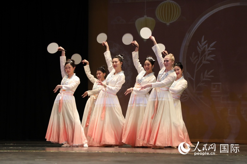 4�����ػ��Ȼ����뵱������һ����ݽ�Ŀ�� ���������� ��־ΰ��