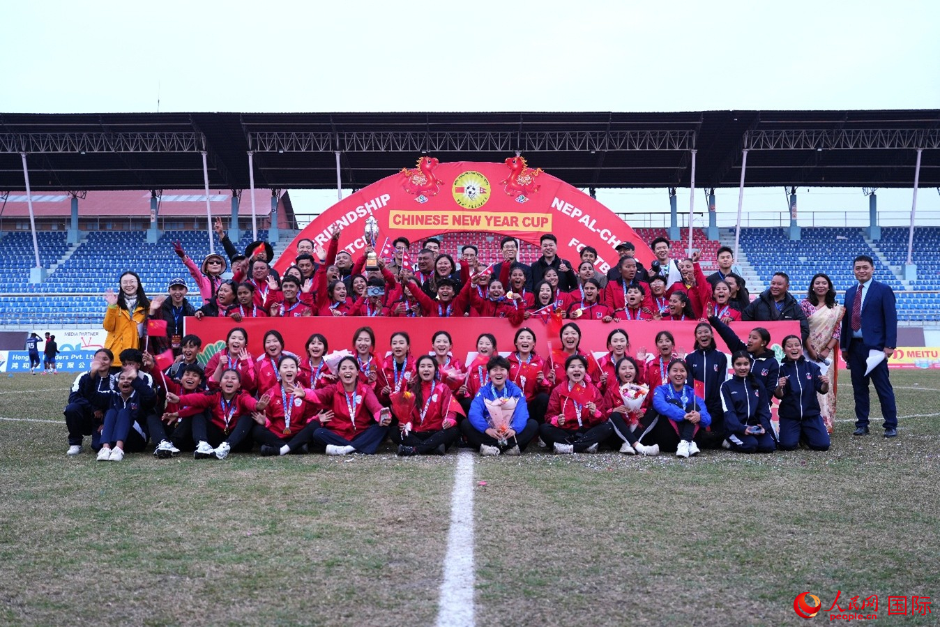 ˫����Ա��Ӱ������������� ��ī��