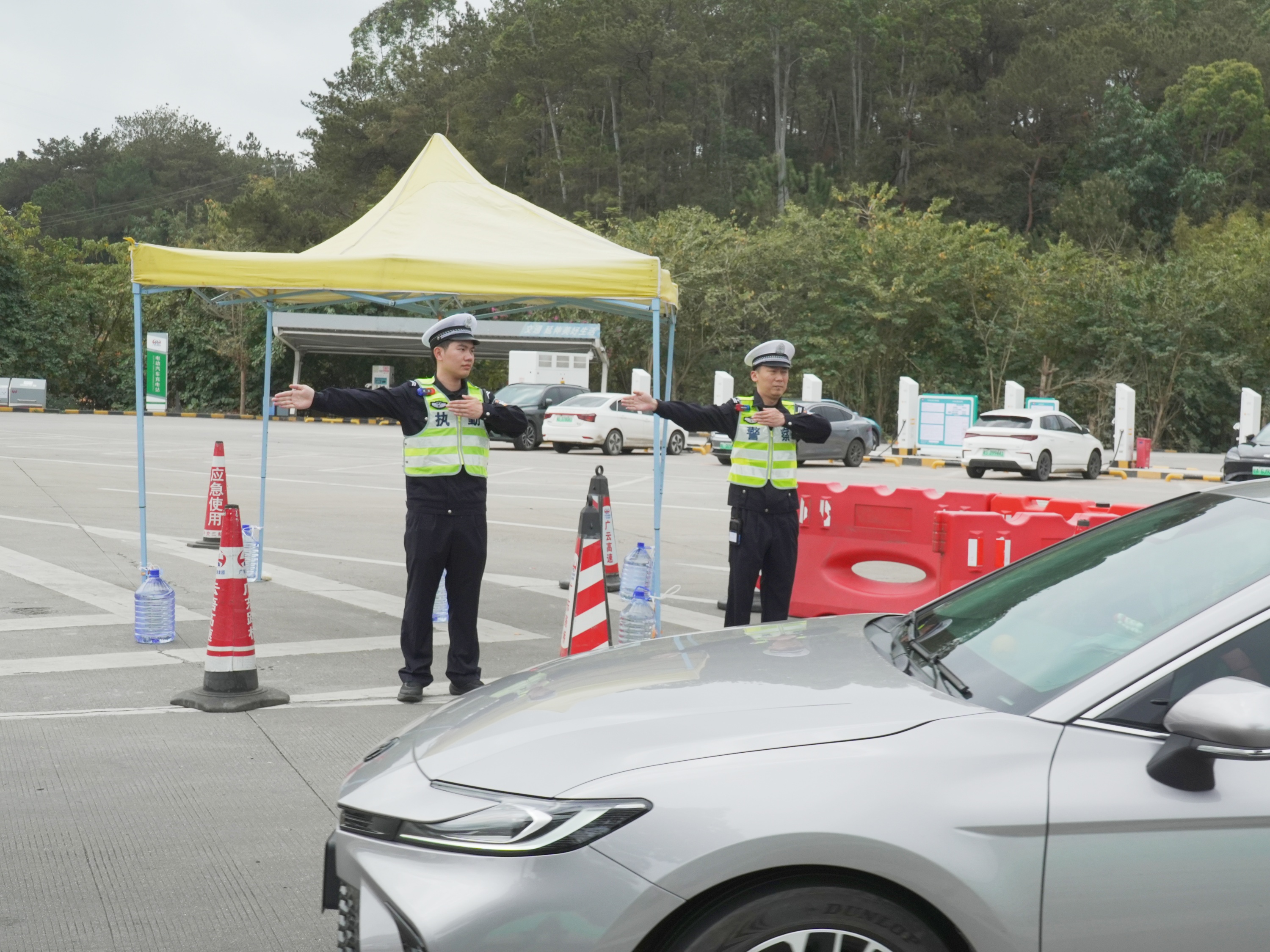 2026�괺�ˣ��ֿ����ң�������ڰ���������ִ�ڡ������� ��������