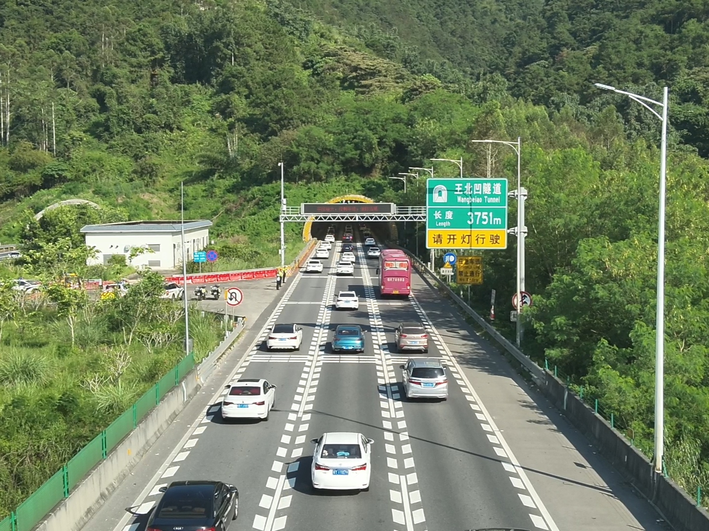 2026�괺�ˣ���������·�Σ��Ƹ����ٽ����ػ�������ͨ���Ƹ��й����ֹ�ͼ