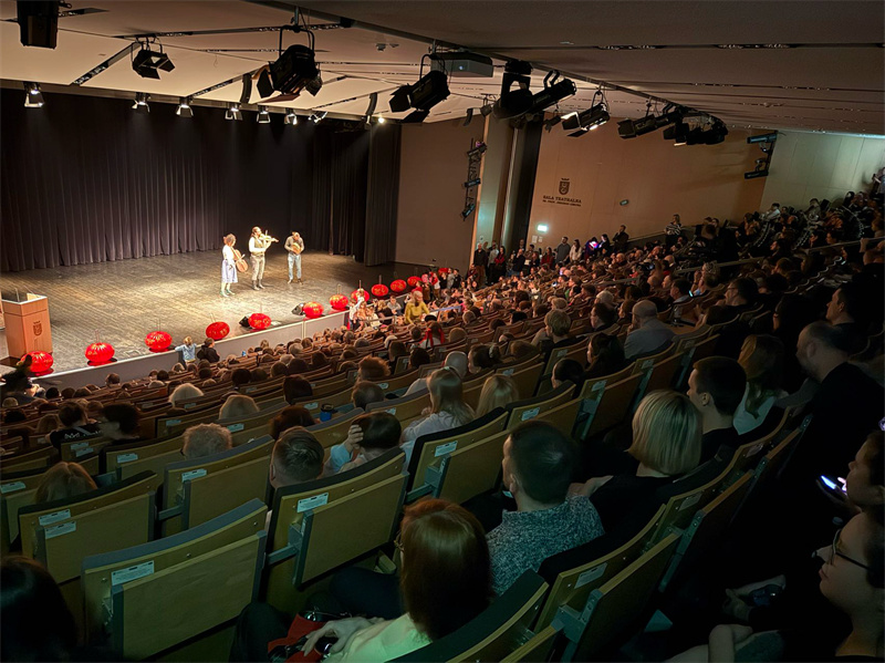 �ݳ��ֳ�����˹�˴�ѧ����ѧԺ��ͼ