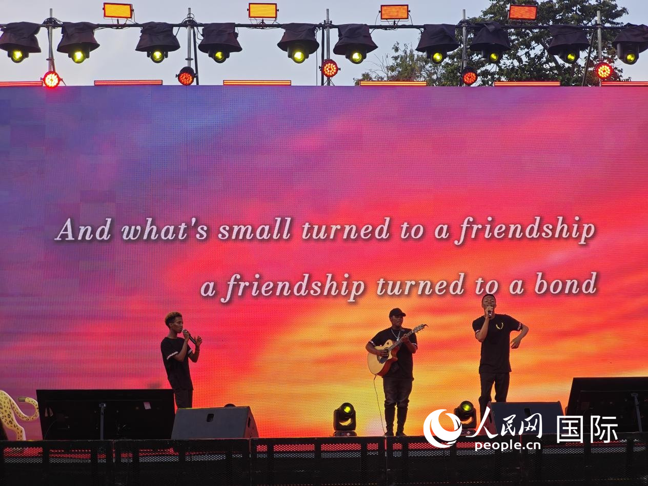 �ڵڰ˽�����ǻ��Ȼ��˴������������ϣ����������ݳ����������������� �������